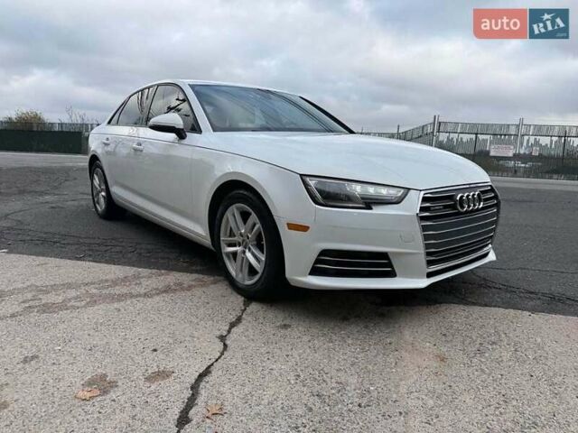 Белый Ауди А4, объемом двигателя 1.98 л и пробегом 110 тыс. км за 19000 $, фото 5 на Automoto.ua