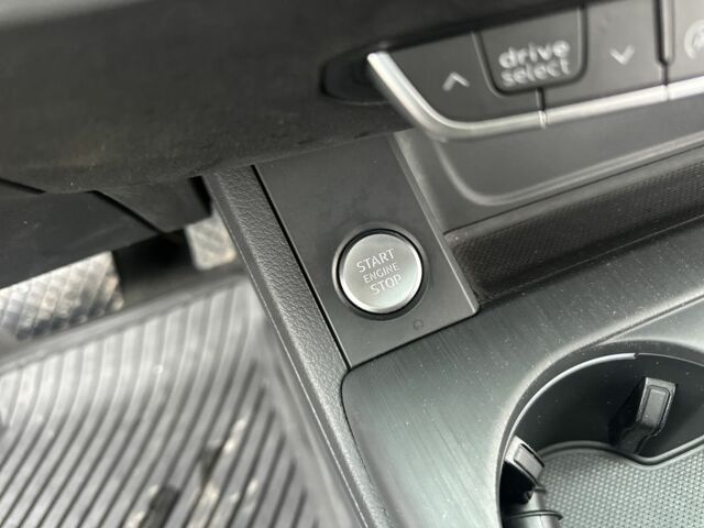 Белый Ауди А4, объемом двигателя 0 л и пробегом 93 тыс. км за 20999 $, фото 19 на Automoto.ua