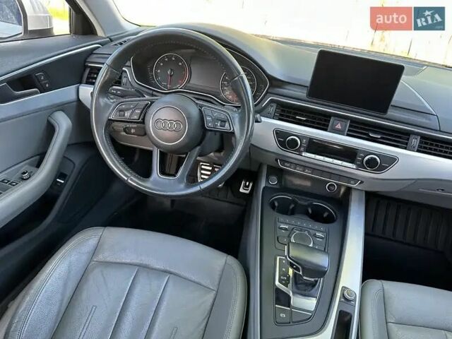 Білий Ауді А4, об'ємом двигуна 2 л та пробігом 142 тис. км за 17999 $, фото 9 на Automoto.ua