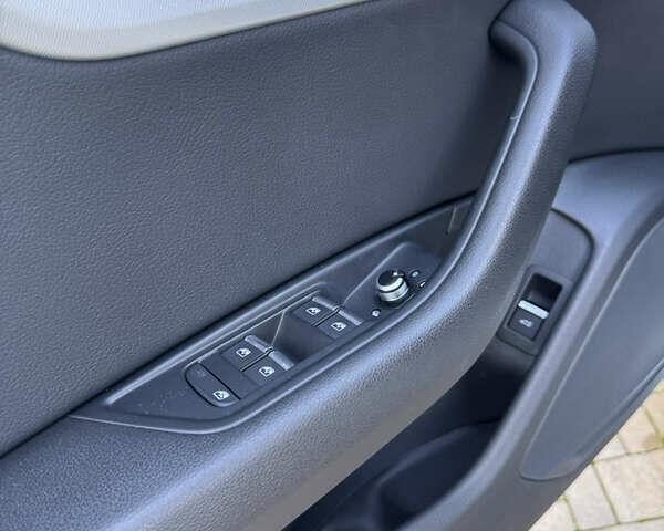 Белый Ауди А4, объемом двигателя 2 л и пробегом 209 тыс. км за 16700 $, фото 16 на Automoto.ua