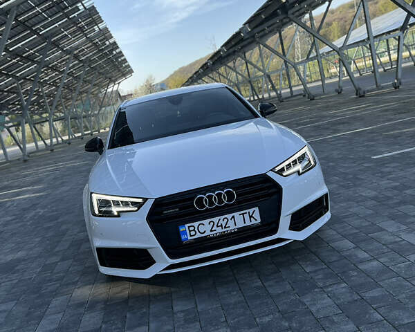 Белый Ауди А4, объемом двигателя 1.98 л и пробегом 179 тыс. км за 18500 $, фото 12 на Automoto.ua