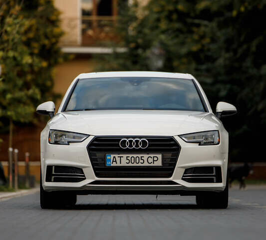 Білий Ауді А4, об'ємом двигуна 2 л та пробігом 145 тис. км за 18000 $, фото 1 на Automoto.ua