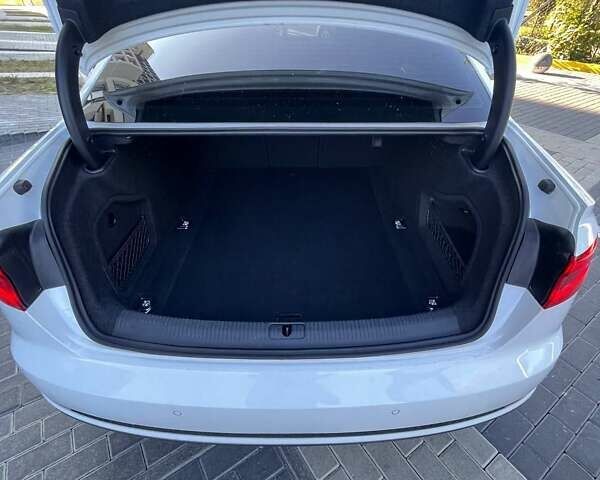 Белый Ауди А4, объемом двигателя 1.98 л и пробегом 162 тыс. км за 19200 $, фото 14 на Automoto.ua