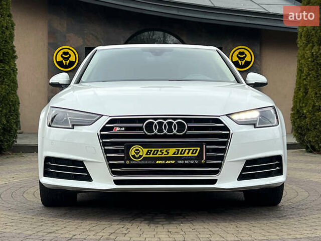 Белый Ауди А4, объемом двигателя 1.98 л и пробегом 185 тыс. км за 16700 $, фото 1 на Automoto.ua