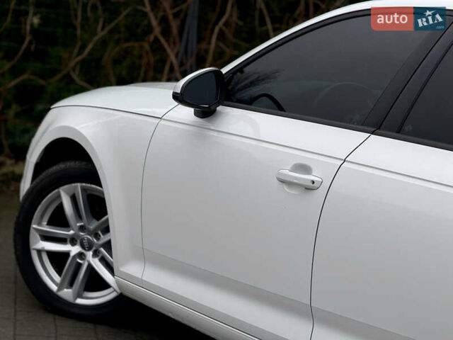 Белый Ауди А4, объемом двигателя 2 л и пробегом 178 тыс. км за 14999 $, фото 21 на Automoto.ua