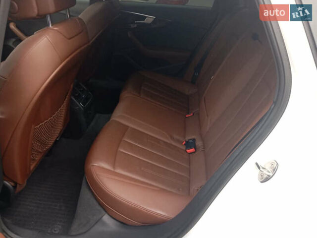 Белый Ауди А4, объемом двигателя 1.98 л и пробегом 101 тыс. км за 19000 $, фото 5 на Automoto.ua