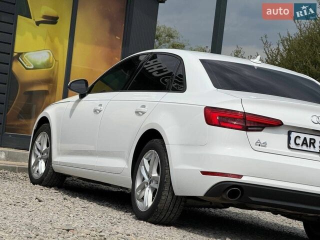 Білий Ауді А4, об'ємом двигуна 2 л та пробігом 179 тис. км за 13800 $, фото 17 на Automoto.ua