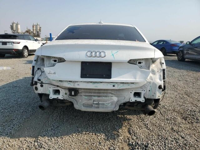 Белый Ауди А4, объемом двигателя 2 л и пробегом 86 тыс. км за 13500 $, фото 4 на Automoto.ua