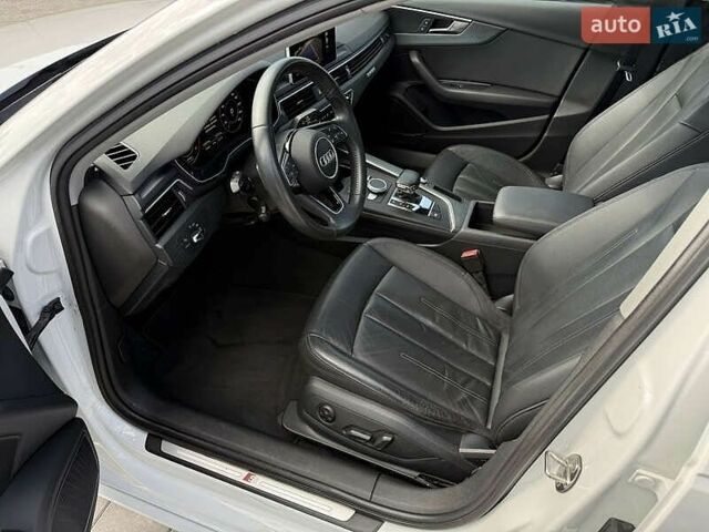 Белый Ауди А4, объемом двигателя 2 л и пробегом 137 тыс. км за 16000 $, фото 11 на Automoto.ua