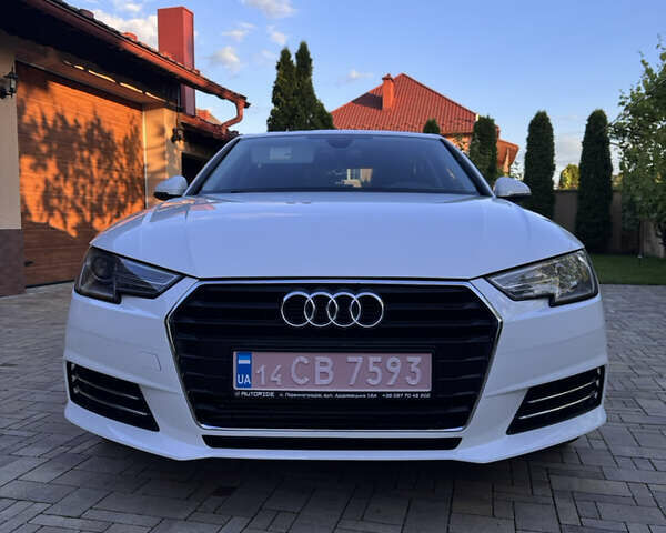 Білий Ауді А4, об'ємом двигуна 2 л та пробігом 209 тис. км за 16700 $, фото 7 на Automoto.ua