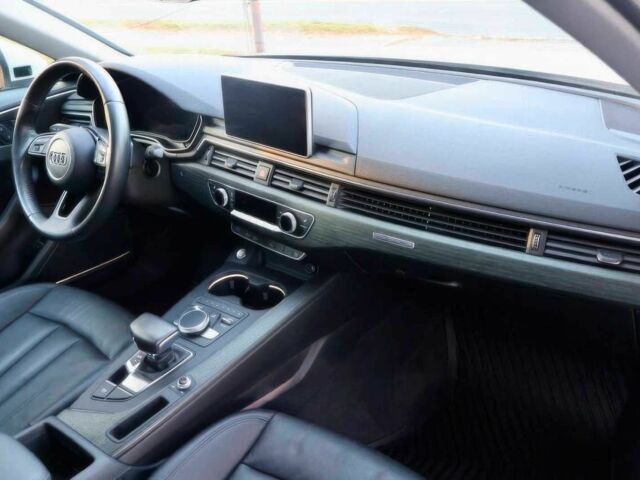 Белый Ауди А4, объемом двигателя 2 л и пробегом 68 тыс. км за 12999 $, фото 9 на Automoto.ua