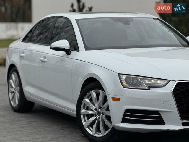 Білий Ауді А4, об'ємом двигуна 1.98 л та пробігом 163 тис. км за 17200 $, фото 4 на Automoto.ua
