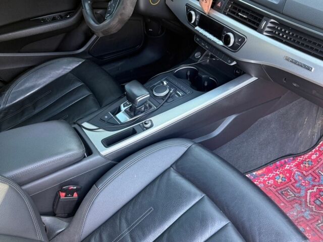 Белый Ауди А4, объемом двигателя 1.98 л и пробегом 110 тыс. км за 21000 $, фото 13 на Automoto.ua
