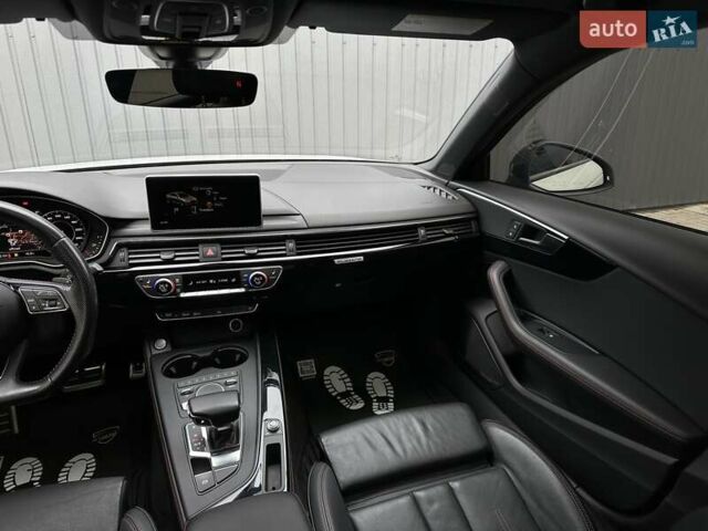 Белый Ауди А4, объемом двигателя 1.98 л и пробегом 210 тыс. км за 17999 $, фото 33 на Automoto.ua