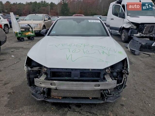 Білий Ауді А4, об'ємом двигуна 2 л та пробігом 128 тис. км за 13600 $, фото 1 на Automoto.ua