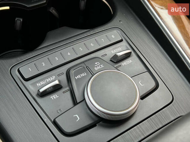 Белый Ауди А4, объемом двигателя 1.98 л и пробегом 185 тыс. км за 16700 $, фото 18 на Automoto.ua