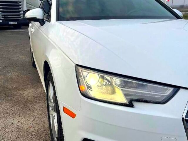 Білий Ауді А4, об'ємом двигуна 2 л та пробігом 183 тис. км за 17000 $, фото 2 на Automoto.ua