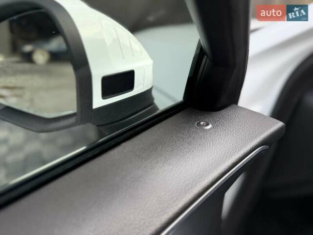 Білий Ауді А4, об'ємом двигуна 1.98 л та пробігом 139 тис. км за 16800 $, фото 26 на Automoto.ua