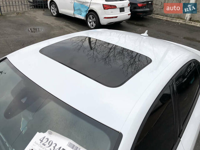 Білий Ауді А4, об'ємом двигуна 2 л та пробігом 173 тис. км за 12345 $, фото 29 на Automoto.ua