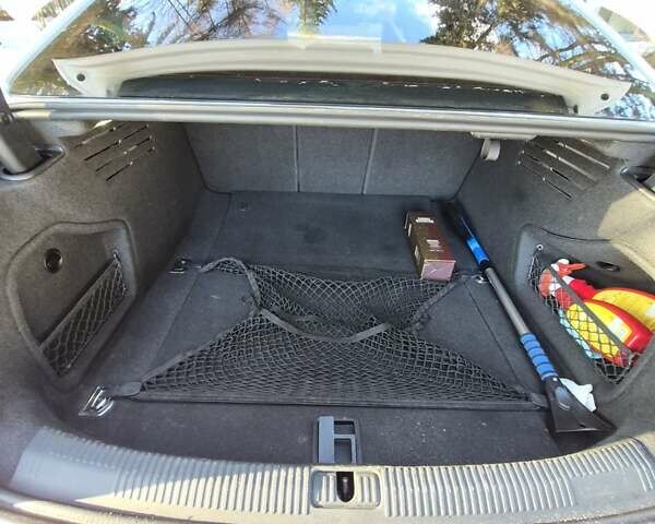 Білий Ауді А4, об'ємом двигуна 1.98 л та пробігом 141 тис. км за 14999 $, фото 30 на Automoto.ua