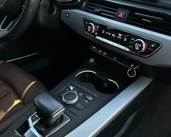 Білий Ауді А4, об'ємом двигуна 1.98 л та пробігом 162 тис. км за 20500 $, фото 66 на Automoto.ua