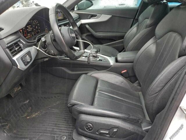 Білий Ауді А4, об'ємом двигуна 2 л та пробігом 52 тис. км за 4500 $, фото 6 на Automoto.ua