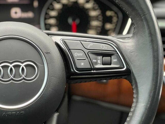 Білий Ауді А4, об'ємом двигуна 2 л та пробігом 134 тис. км за 16000 $, фото 11 на Automoto.ua