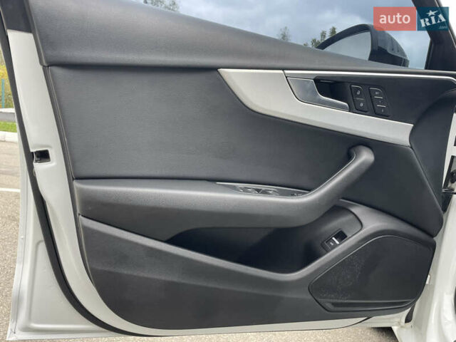 Белый Ауди А4, объемом двигателя 1.98 л и пробегом 229 тыс. км за 16499 $, фото 13 на Automoto.ua