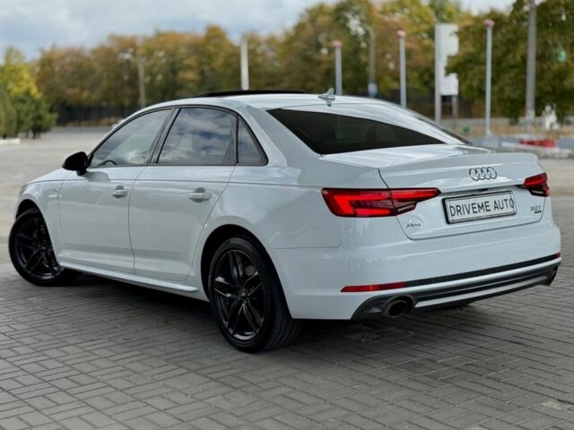 Білий Ауді А4, об'ємом двигуна 2 л та пробігом 173 тис. км за 16999 $, фото 6 на Automoto.ua