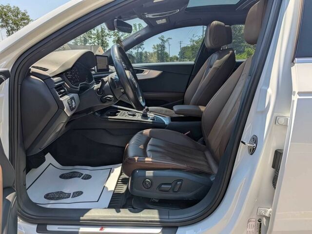 Білий Ауді А4, об'ємом двигуна 2 л та пробігом 66 тис. км за 6100 $, фото 8 на Automoto.ua