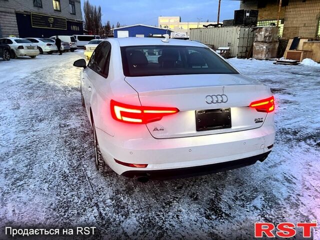 Білий Ауді А4, об'ємом двигуна 2 л та пробігом 116 тис. км за 20100 $, фото 3 на Automoto.ua