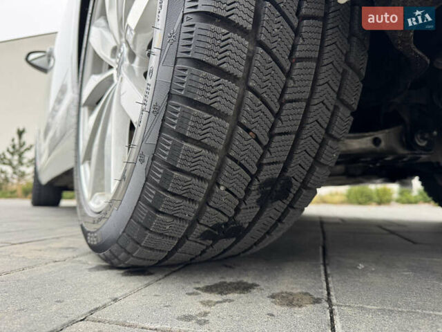 Білий Ауді А4, об'ємом двигуна 1.98 л та пробігом 163 тис. км за 17200 $, фото 22 на Automoto.ua