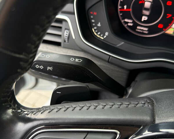 Белый Ауди А4, объемом двигателя 1.98 л и пробегом 173 тыс. км за 17299 $, фото 42 на Automoto.ua