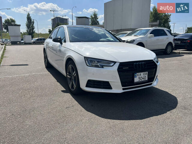 Белый Ауди А4, объемом двигателя 2 л и пробегом 117 тыс. км за 23500 $, фото 2 на Automoto.ua