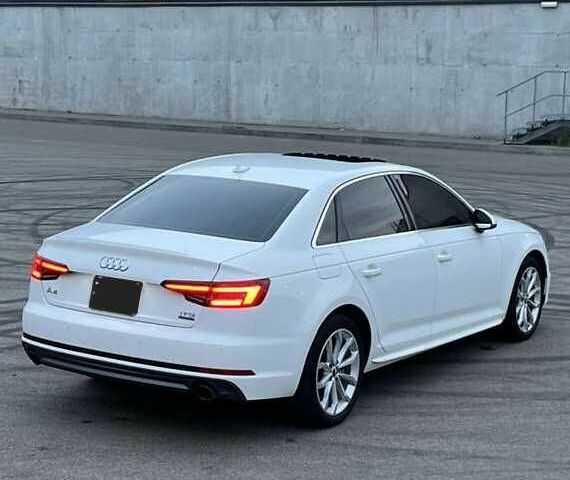 Белый Ауди А4, объемом двигателя 2 л и пробегом 45 тыс. км за 12700 $, фото 4 на Automoto.ua