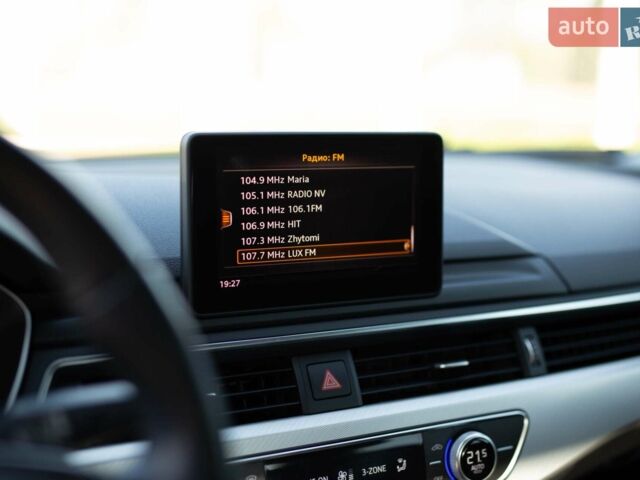 Білий Ауді А4, об'ємом двигуна 2 л та пробігом 183 тис. км за 18000 $, фото 14 на Automoto.ua