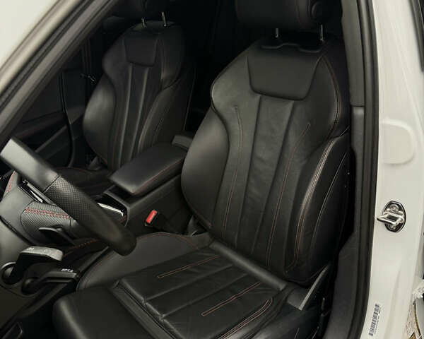 Белый Ауди А4, объемом двигателя 1.98 л и пробегом 129 тыс. км за 22900 $, фото 14 на Automoto.ua