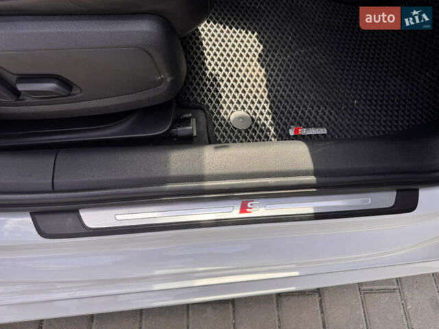 Белый Ауди А4, объемом двигателя 1.98 л и пробегом 190 тыс. км за 16000 $, фото 9 на Automoto.ua