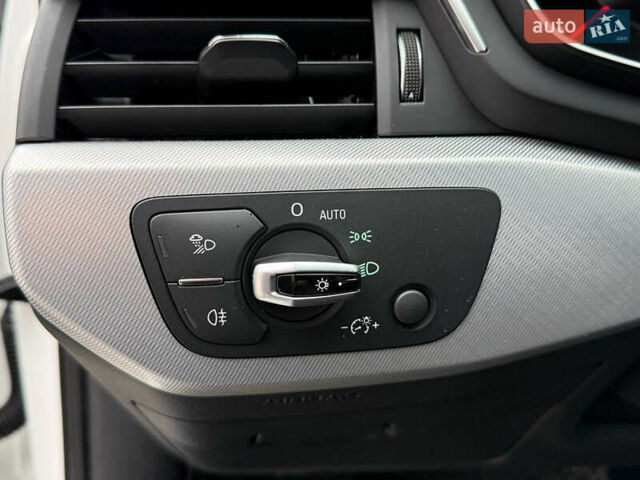 Білий Ауді А4, об'ємом двигуна 2 л та пробігом 178 тис. км за 14800 $, фото 48 на Automoto.ua