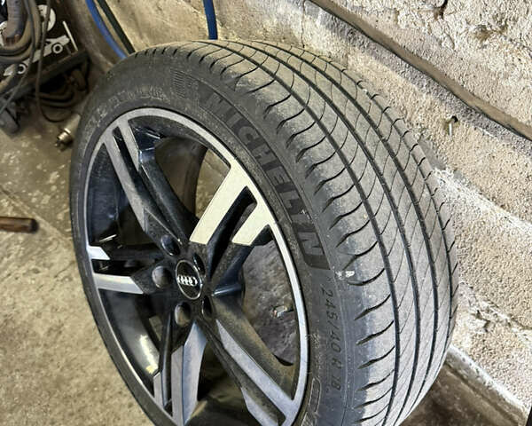 Белый Ауди А4, объемом двигателя 2 л и пробегом 70 тыс. км за 24800 $, фото 8 на Automoto.ua