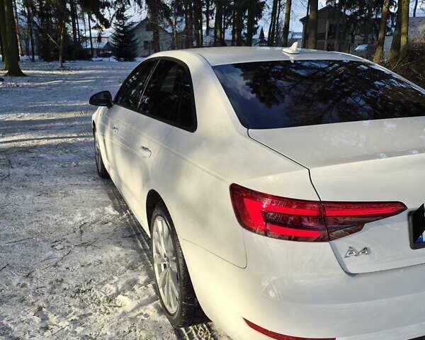 Білий Ауді А4, об'ємом двигуна 1.98 л та пробігом 141 тис. км за 14999 $, фото 22 на Automoto.ua