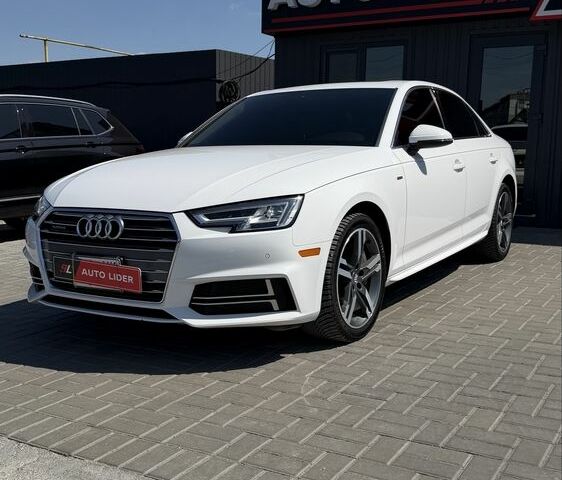 Білий Ауді А4, об'ємом двигуна 2 л та пробігом 98 тис. км за 19855 $, фото 8 на Automoto.ua