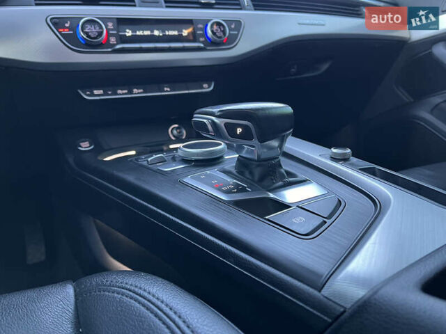 Білий Ауді А4, об'ємом двигуна 1.98 л та пробігом 184 тис. км за 18500 $, фото 43 на Automoto.ua