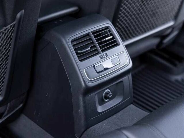 Білий Ауді А4, об'ємом двигуна 2 л та пробігом 43 тис. км за 14000 $, фото 13 на Automoto.ua