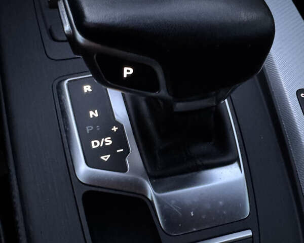 Білий Ауді А4, об'ємом двигуна 2 л та пробігом 209 тис. км за 15999 $, фото 77 на Automoto.ua