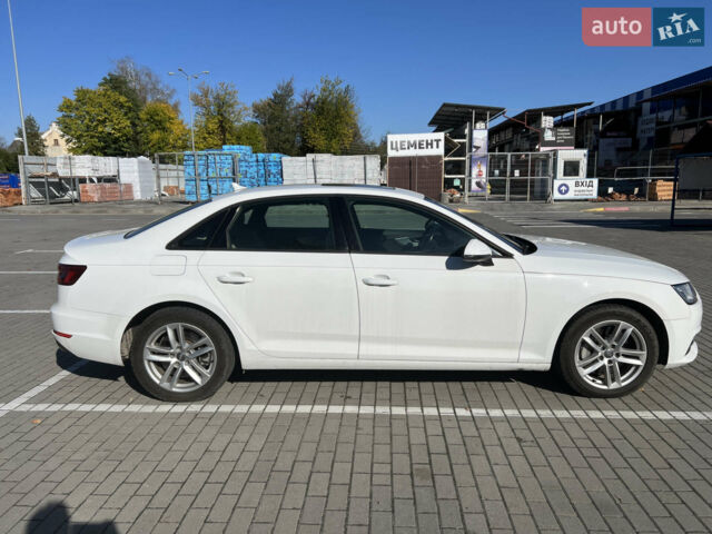 Белый Ауди А4, объемом двигателя 1.98 л и пробегом 242 тыс. км за 14700 $, фото 4 на Automoto.ua