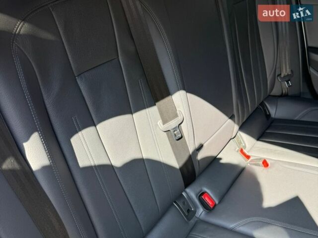 Белый Ауди А4, объемом двигателя 2 л и пробегом 120 тыс. км за 19500 $, фото 69 на Automoto.ua