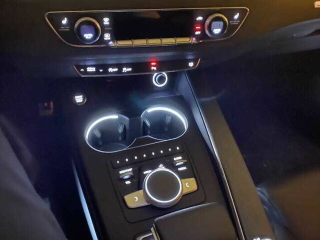 Белый Ауди А4, объемом двигателя 3 л и пробегом 98 тыс. км за 19000 $, фото 14 на Automoto.ua