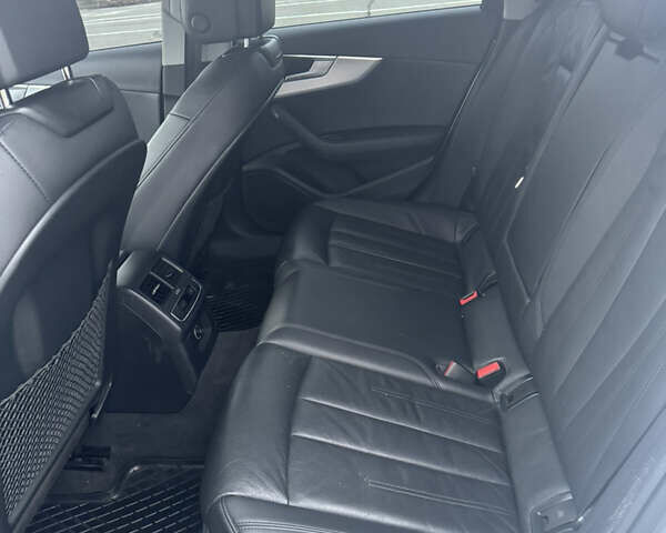 Белый Ауди А4, объемом двигателя 2 л и пробегом 115 тыс. км за 18700 $, фото 12 на Automoto.ua