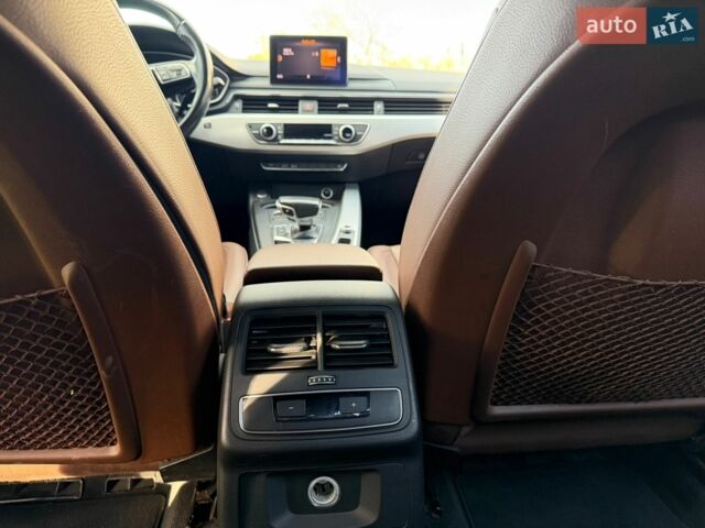Білий Ауді А4, об'ємом двигуна 1.98 л та пробігом 180 тис. км за 13000 $, фото 14 на Automoto.ua